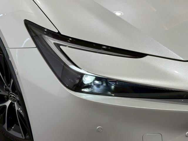 プリウス Z パノラマルーフ デジタルインナーミラー ドライブレコーダー前後 ワイヤレス充電 パノラミックビューモニター ブラインドスポットモニター アドバンストパーク ナビ フルTV ETC2.0 純正19AW(12枚目)