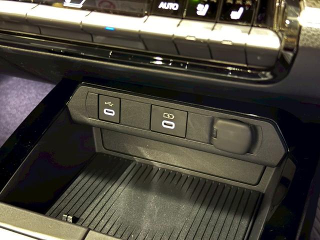 プリウス Z パノラマルーフ デジタルインナーミラー ドライブレコーダー前後 ワイヤレス充電 パノラミックビューモニター ブラインドスポットモニター アドバンストパーク ナビ フルTV ETC2.0 純正19AW(56枚目)