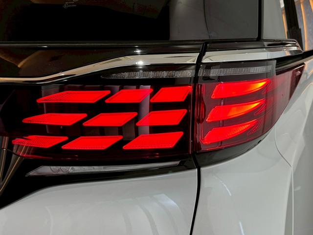 アルファードハイブリッド Z ユニバーサルステップ 13.2インチ有機EL後席モニター トヨタチームメイト アドバンスドパーク 左右独立サンルーフ パノラミックビューモニター カラーヘッドアップディスプレイ ビルトインETC(30枚目)