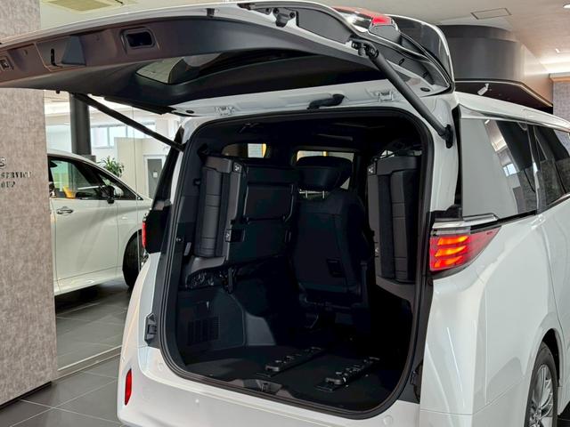 アルファードハイブリッド Z ユニバーサルステップ 13.2インチ有機EL後席モニター トヨタチームメイト アドバンスドパーク 左右独立サンルーフ パノラミックビューモニター カラーヘッドアップディスプレイ ビルトインETC(32枚目)