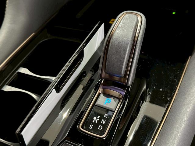 アルファードハイブリッド Z ユニバーサルステップ 13.2インチ有機EL後席モニター トヨタチームメイト アドバンスドパーク 左右独立サンルーフ パノラミックビューモニター カラーヘッドアップディスプレイ ビルトインETC(62枚目)