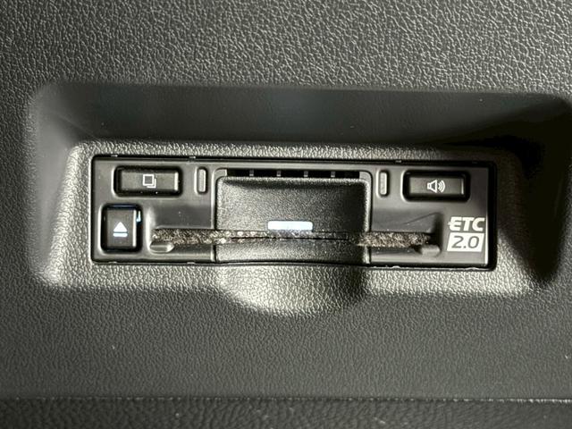 アルファードハイブリッド Z ユニバーサルステップ 13.2インチ有機EL後席モニター トヨタチームメイト アドバンスドパーク 左右独立サンルーフ パノラミックビューモニター カラーヘッドアップディスプレイ ビルトインETC(65枚目)