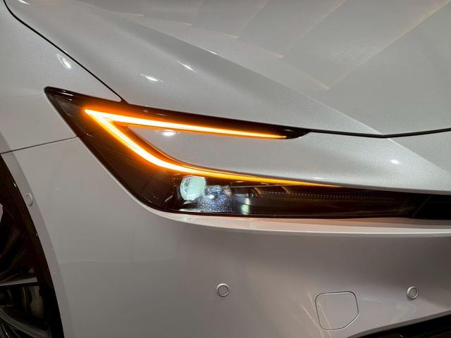 プリウス Z GRエアロ デジタルインナーミラー ドライブレコーダー前後 レーダー探知機 パノラミックビューモニター ブラインドスポットモニタ ワイヤレス充電 アドバンストパーク AC100V端子 ナビフルセグTV(19枚目)