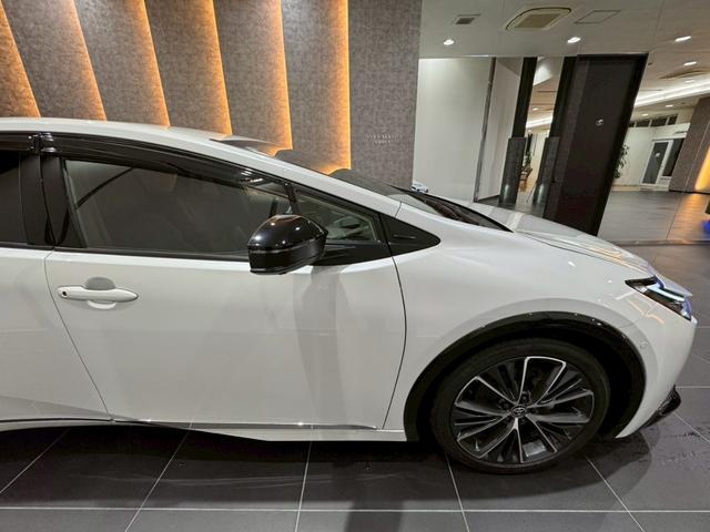 プリウス Z GRエアロ デジタルインナーミラー ドライブレコーダー前後 レーダー探知機 パノラミックビューモニター ブラインドスポットモニタ ワイヤレス充電 アドバンストパーク AC100V端子 ナビフルセグTV(26枚目)