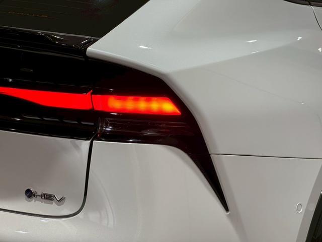 プリウス Z GRエアロ デジタルインナーミラー ドライブレコーダー前後 レーダー探知機 パノラミックビューモニター ブラインドスポットモニタ ワイヤレス充電 アドバンストパーク AC100V端子 ナビフルセグTV(35枚目)