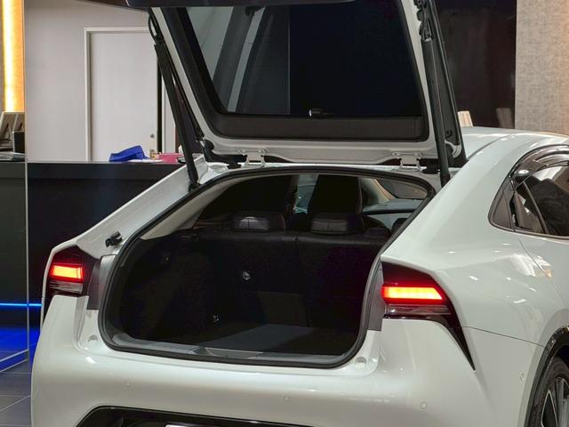 プリウス Z GRエアロ デジタルインナーミラー ドライブレコーダー前後 レーダー探知機 パノラミックビューモニター ブラインドスポットモニタ ワイヤレス充電 アドバンストパーク AC100V端子 ナビフルセグTV(38枚目)
