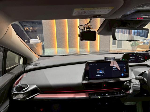 プリウス Z GRエアロ デジタルインナーミラー ドライブレコーダー前後 レーダー探知機 パノラミックビューモニター ブラインドスポットモニタ ワイヤレス充電 アドバンストパーク AC100V端子 ナビフルセグTV(57枚目)