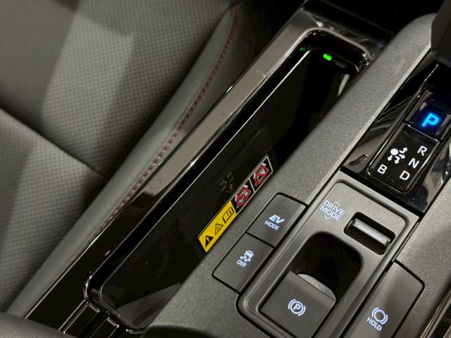 プリウス Z GRエアロ デジタルインナーミラー ドライブレコーダー前後 レーダー探知機 パノラミックビューモニター ブラインドスポットモニタ ワイヤレス充電 アドバンストパーク AC100V端子 ナビフルセグTV(71枚目)