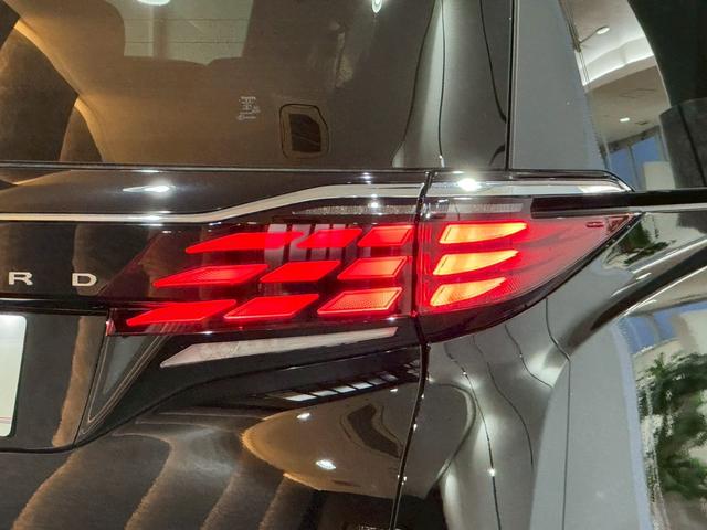 アルファードハイブリッド Z モデリスタエアロ モデリスタホイール モデリスタグリルカバー ユニバーサルステップ デジタルインナーミラー 左右独立サンルーフ サンルーフ ビルトインETC トヨタチームメイト パワーバックドア(25枚目)