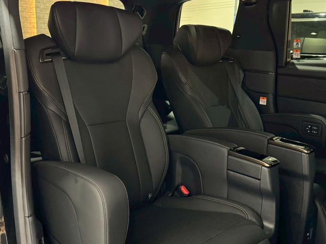 アルファードハイブリッド Z モデリスタエアロ モデリスタホイール モデリスタグリルカバー ユニバーサルステップ デジタルインナーミラー 左右独立サンルーフ サンルーフ ビルトインETC トヨタチームメイト パワーバックドア(34枚目)