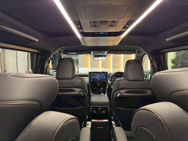 アルファードハイブリッド Z モデリスタエアロ モデリスタホイール モデリスタグリルカバー ユニバーサルステップ デジタルインナーミラー 左右独立サンルーフ サンルーフ ビルトインETC トヨタチームメイト パワーバックドア(42枚目)