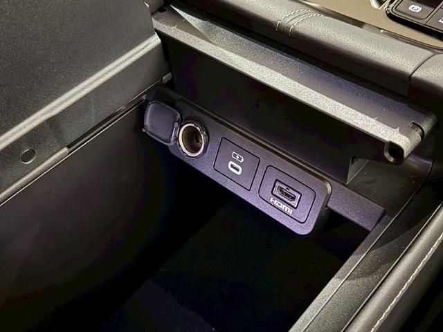 アルファードハイブリッド Z モデリスタエアロ モデリスタホイール モデリスタグリルカバー ユニバーサルステップ デジタルインナーミラー 左右独立サンルーフ サンルーフ ビルトインETC トヨタチームメイト パワーバックドア(62枚目)