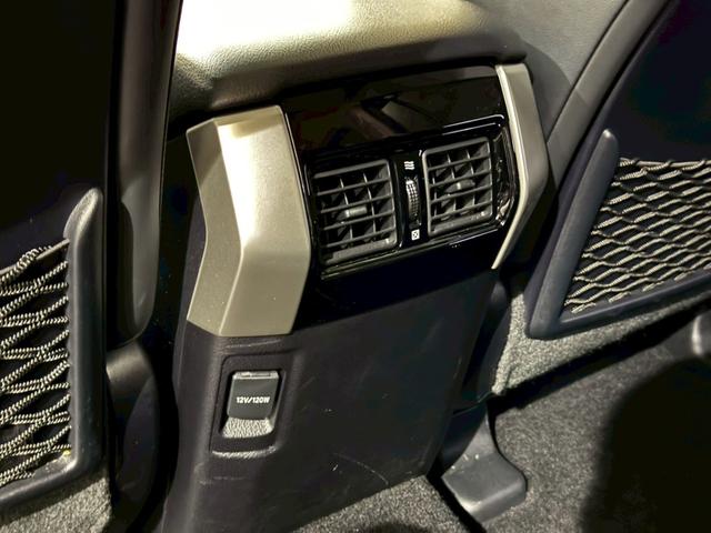 ランドクルーザープラド TX Lパッケージ マットブラックエディション グリルLED アルパインフローティングナビ バックカメラ ETC サンルーフ ルーフレール 寒冷地仕様 アルパインツィーターキット アルパインデジタルミラー イグラ2 リフトアップ リアフィルム(51枚目)