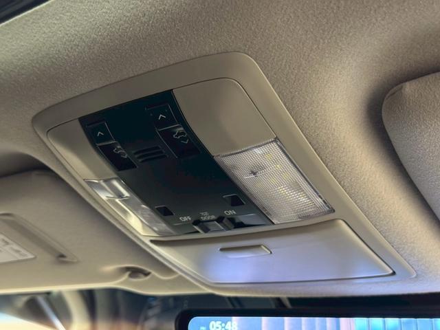 ランドクルーザープラド TX Lパッケージ マットブラックエディション グリルLED アルパインフローティングナビ バックカメラ ETC サンルーフ ルーフレール 寒冷地仕様 アルパインツィーターキット アルパインデジタルミラー イグラ2 リフトアップ リアフィルム(69枚目)