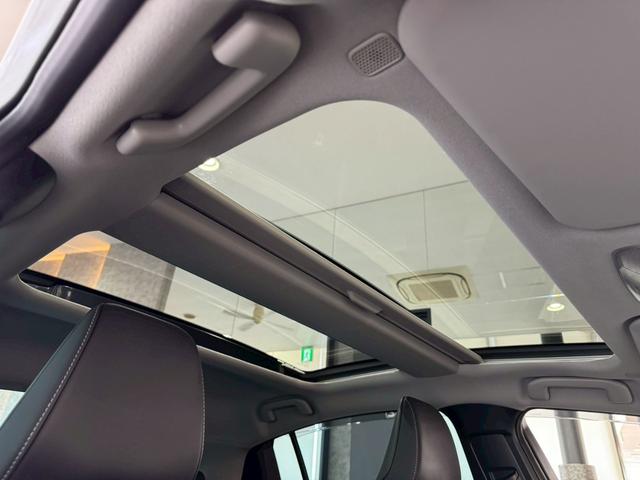 プリウス Z パノラマルーフ デジタルインナーミラー パノラミックビューモニター ブラインドスポットモニター PHEV用ホイール シートヒーター シートクーラー ビルトインETC 自動駐車アシスト 液晶メーター(6枚目)