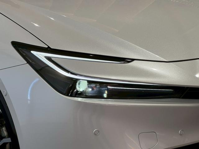 プリウス Z パノラマルーフ デジタルインナーミラー パノラミックビューモニター ブラインドスポットモニター PHEV用ホイール シートヒーター シートクーラー ビルトインETC 自動駐車アシスト 液晶メーター(16枚目)