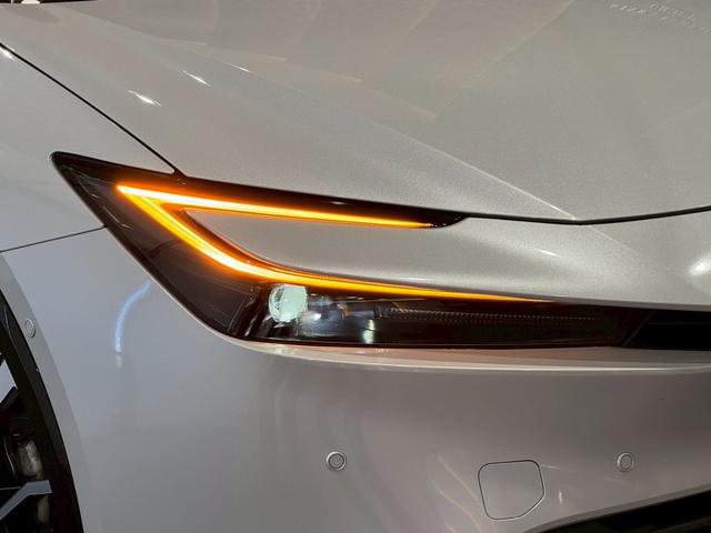 プリウス Z パノラマルーフ デジタルインナーミラー パノラミックビューモニター ブラインドスポットモニター PHEV用ホイール シートヒーター シートクーラー ビルトインETC 自動駐車アシスト 液晶メーター(17枚目)