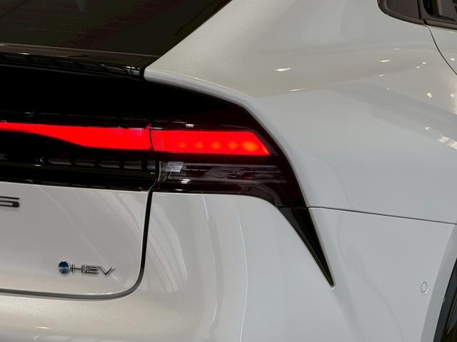 プリウス Z パノラマルーフ デジタルインナーミラー パノラミックビューモニター ブラインドスポットモニター PHEV用ホイール シートヒーター シートクーラー ビルトインETC 自動駐車アシスト 液晶メーター(34枚目)