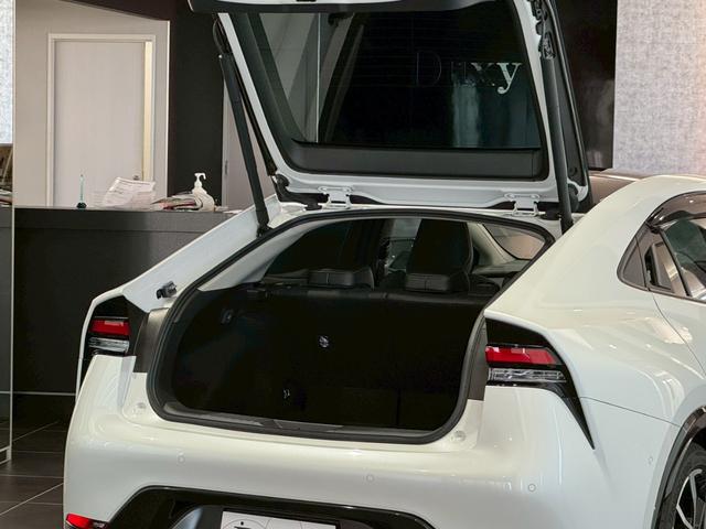 プリウス Z パノラマルーフ デジタルインナーミラー パノラミックビューモニター ブラインドスポットモニター PHEV用ホイール シートヒーター シートクーラー ビルトインETC 自動駐車アシスト 液晶メーター(37枚目)