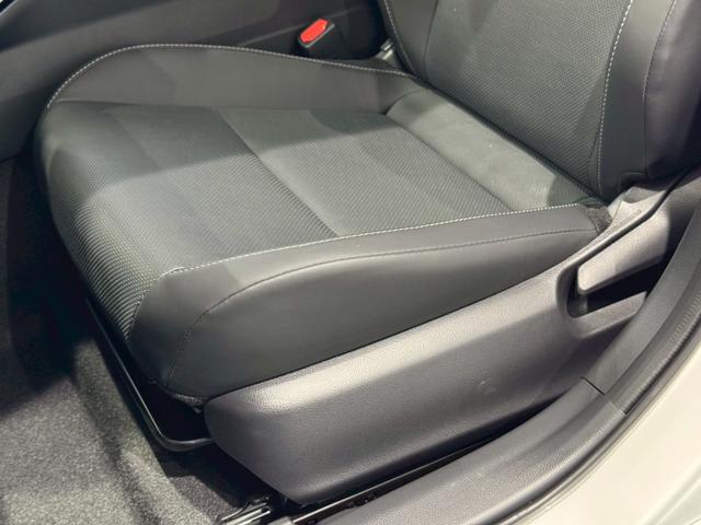 プリウス Z パノラマルーフ デジタルインナーミラー パノラミックビューモニター ブラインドスポットモニター PHEV用ホイール シートヒーター シートクーラー ビルトインETC 自動駐車アシスト 液晶メーター(49枚目)