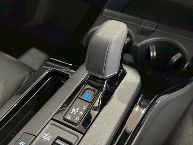 プリウス Z パノラマルーフ デジタルインナーミラー パノラミックビューモニター ブラインドスポットモニター PHEV用ホイール シートヒーター シートクーラー ビルトインETC 自動駐車アシスト 液晶メーター(67枚目)