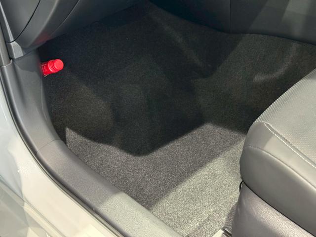 プリウス Z パノラマルーフ デジタルインナーミラー パノラミックビューモニター ブラインドスポットモニター PHEV用ホイール シートヒーター シートクーラー ビルトインETC 自動駐車アシスト 液晶メーター(76枚目)