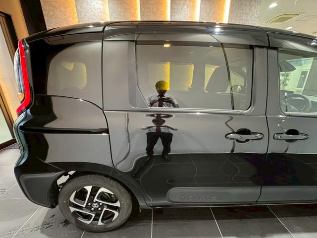 シエンタ ハイブリッドZ 純正15インチAW 天井サーキュレーター アクセサリーコンセント コンフォートパッケージ パノラミックビューモニター ブラインドスポットモニター ドラレコ ナビ フルTV サイドバイザー ETC2.0(24枚目)