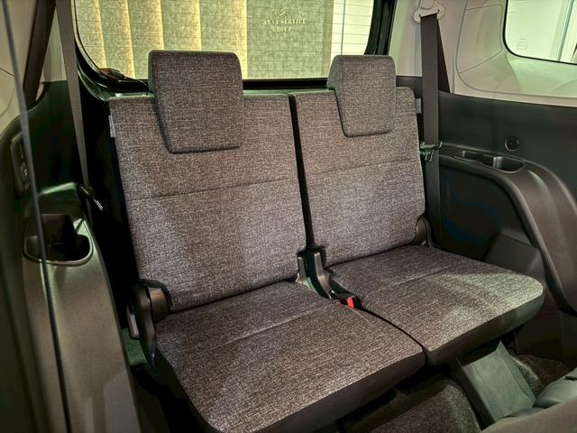 シエンタ ハイブリッドZ 純正15インチAW 天井サーキュレーター アクセサリーコンセント コンフォートパッケージ パノラミックビューモニター ブラインドスポットモニター ドラレコ ナビ フルTV サイドバイザー ETC2.0(51枚目)