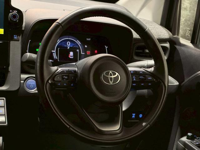 シエンタ ハイブリッドZ 純正15インチAW 天井サーキュレーター アクセサリーコンセント コンフォートパッケージ パノラミックビューモニター ブラインドスポットモニター ドラレコ ナビ フルTV サイドバイザー ETC2.0(57枚目)