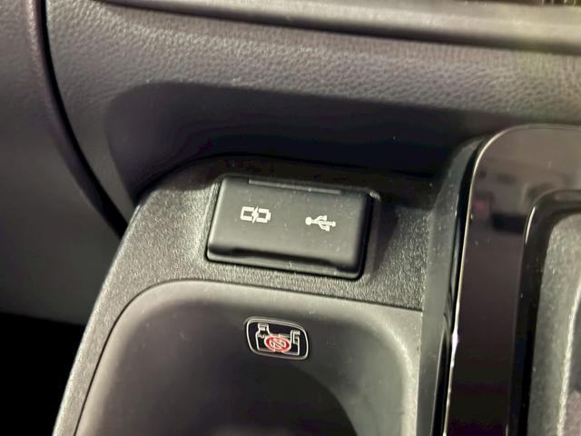 シエンタ ハイブリッドZ 純正15インチAW 天井サーキュレーター アクセサリーコンセント コンフォートパッケージ パノラミックビューモニター ブラインドスポットモニター ドラレコ ナビ フルTV サイドバイザー ETC2.0(68枚目)