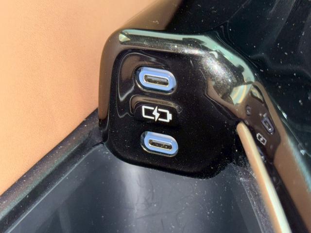 クラウンスポーツ モデリスタエアロ パノラマルーフ パノラミックビューモニター ブラインドスポットモニター 茶色内装 ETC2.0 トノカバー パワーバックドア シートヒーター シートクーラー デジタルインナーミラー(59枚目)