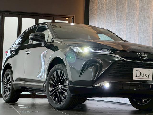 ハリアーハイブリッド Z レザーパッケージ・ナイトシェード パノラマルーフ 寒冷地仕様 シートヒーター シートクーラー パノラミックビューモニターデジタルインナーミラー パワーバックドア 置くだけ充電 ビルトインETC オートハイビームAC100Vコンセント(6枚目)