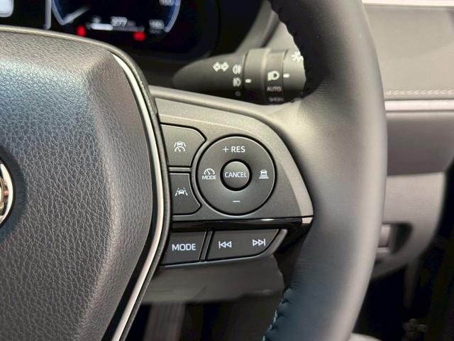 ハリアーハイブリッド Z レザーパッケージ・ナイトシェード パノラマルーフ 寒冷地仕様 シートヒーター シートクーラー パノラミックビューモニターデジタルインナーミラー パワーバックドア 置くだけ充電 ビルトインETC オートハイビームAC100Vコンセント(49枚目)