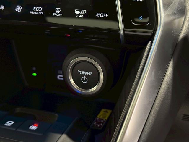 ハリアーハイブリッド Z レザーパッケージ・ナイトシェード パノラマルーフ 寒冷地仕様 シートヒーター シートクーラー パノラミックビューモニターデジタルインナーミラー パワーバックドア 置くだけ充電 ビルトインETC オートハイビームAC100Vコンセント(60枚目)