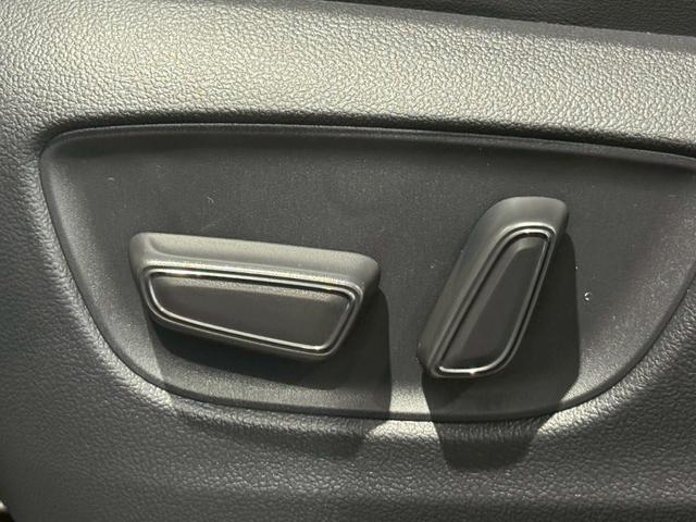 アルファードハイブリッド Z ユニバーサルステップ 後席モニター トヨタチームメイト ビルトインETC ドライブレコーダー サンルーフ デジタルインナーミラー AC100Vコンセント 置くだけ充電 パノラミックビューモニター(47枚目)