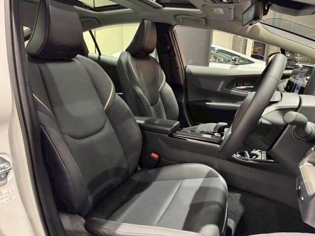 プリウス Z パノラマルーフ デジタルインナーミラー ドライブレコーダー前後 ワイヤレス充電 パノラミックビューモニター ブラインドスポットモニター アドバンストパーク ナビ フルTV ETC2.0 純正19AW(32枚目)