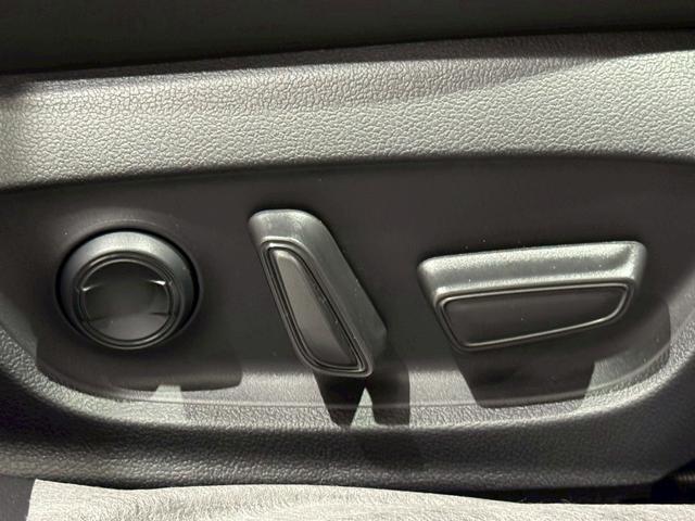 プリウス Z パノラマルーフ デジタルインナーミラー ドライブレコーダー前後 ワイヤレス充電 パノラミックビューモニター ブラインドスポットモニター アドバンストパーク ナビ フルTV ETC2.0 純正19AW(33枚目)