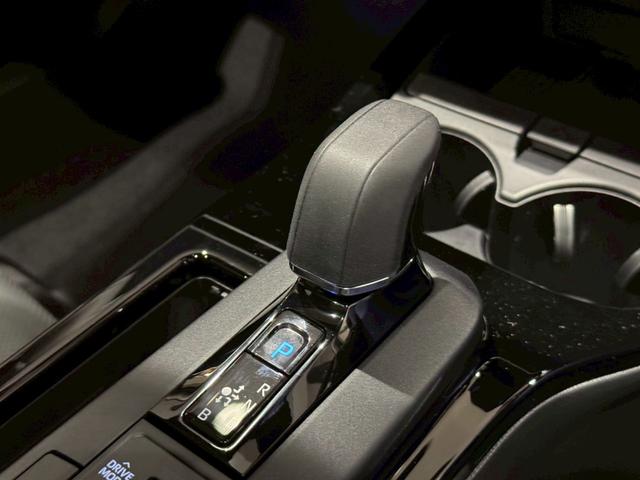 プリウス Z パノラマルーフ デジタルインナーミラー ドライブレコーダー前後 ワイヤレス充電 パノラミックビューモニター ブラインドスポットモニター アドバンストパーク ナビ フルTV ETC2.0 純正19AW(54枚目)