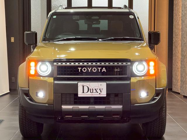 ランドクルーザー２５０ ＺＸファーストエディション　ＪＢＬサウンド　ムーンルーフ　パノラミックビューモニター　ルーフレール　デジタルインナーミラー　丸目ヘッドライト　ビルトインＥＴＣ　ＨＤＭＩ端子　１２．３インチワイドディスプレイ　ドリンクホルダー（17枚目）