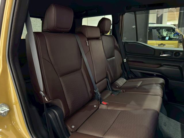 ランドクルーザー２５０ ＺＸファーストエディション　ＪＢＬサウンド　ムーンルーフ　パノラミックビューモニター　ルーフレール　デジタルインナーミラー　丸目ヘッドライト　ビルトインＥＴＣ　ＨＤＭＩ端子　１２．３インチワイドディスプレイ　ドリンクホルダー（46枚目）