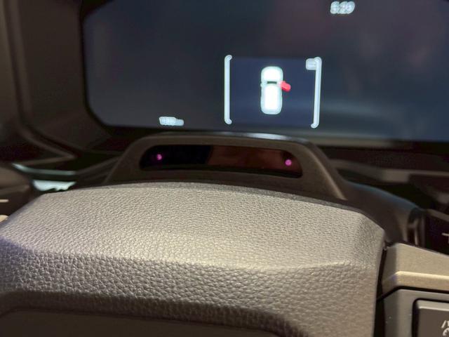 ランドクルーザー２５０ ＺＸファーストエディション　ＪＢＬサウンド　ムーンルーフ　パノラミックビューモニター　ルーフレール　デジタルインナーミラー　丸目ヘッドライト　ビルトインＥＴＣ　ＨＤＭＩ端子　１２．３インチワイドディスプレイ　ドリンクホルダー（60枚目）