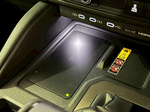 ランドクルーザー２５０ ＺＸファーストエディション　ＪＢＬサウンド　ムーンルーフ　パノラミックビューモニター　ルーフレール　デジタルインナーミラー　丸目ヘッドライト　ビルトインＥＴＣ　ＨＤＭＩ端子　１２．３インチワイドディスプレイ　ドリンクホルダー（66枚目）
