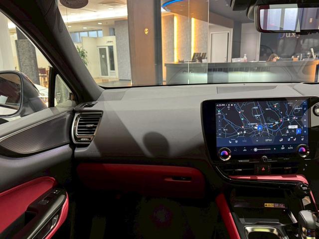 NX NX350h Fスポーツ パノラマルーフ オレンジキャリパー デジタルミラー ドラレコ 置くだけ充電 レーダー探知機 チームメイト 14型DA ナビ TV 全方位カメラ BSM HUD ETC2.0 純正20AW AC100V(56枚目)