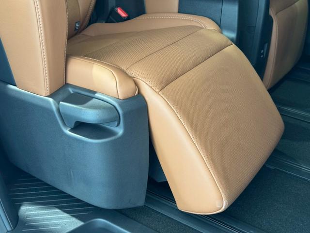 ヴェルファイアハイブリッド Ｚ　プレミア　モデリスタエアロ　デジタルインナーミラー　１２．１型フリップダウンモニター　スペアタイヤ　左右独立ムーンルーフ　１４型ディスプレイオーディオ　ナビ　フルセグＴＶ　ＨＵＤ　ＢＳＭ　ＥＴＣ２．０　内装茶色（52枚目）