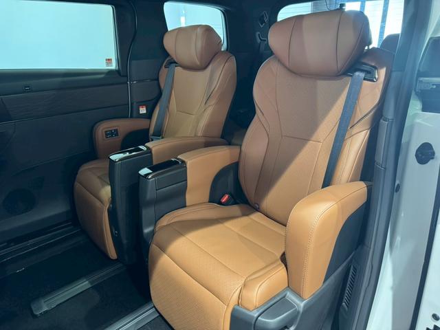 ヴェルファイアハイブリッド Ｚ　プレミア　モデリスタエアロ　デジタルインナーミラー　１２．１型フリップダウンモニター　スペアタイヤ　左右独立ムーンルーフ　１４型ディスプレイオーディオ　ナビ　フルセグＴＶ　ＨＵＤ　ＢＳＭ　ＥＴＣ２．０　内装茶色（53枚目）