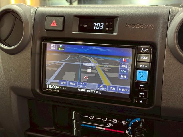 ランドクルーザー７０ ＡＸ　純正７型ナビ　フルセグＴＶ　Ｂｌｕｅｔｏｏｔｈオーディオ　バックカメラ　ＥＴＣ　ＬＥＤヘッドライト　ＩＳＯフィックス　デフロック　マニュアルエアコン　クルーズコントロール　リアフィルム　１６インチＡＷ（39枚目）