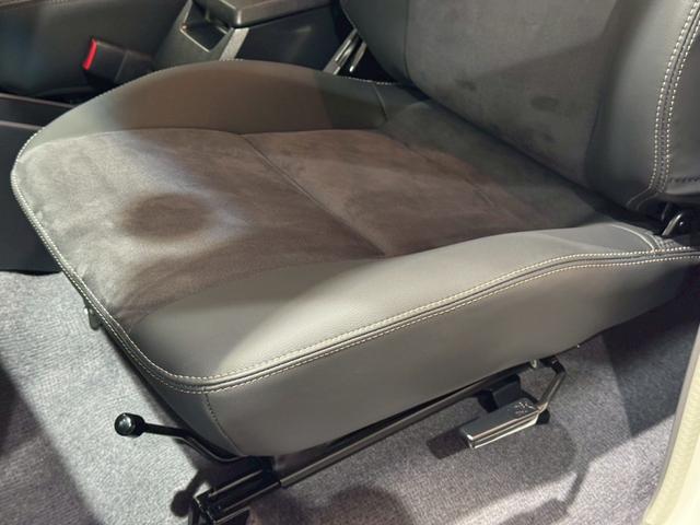 ランドクルーザー７０ ＡＸ　純正７型ナビ　フルセグＴＶ　Ｂｌｕｅｔｏｏｔｈオーディオ　バックカメラ　ＥＴＣ　ＬＥＤヘッドライト　ＩＳＯフィックス　デフロック　マニュアルエアコン　クルーズコントロール　リアフィルム　１６インチＡＷ（45枚目）