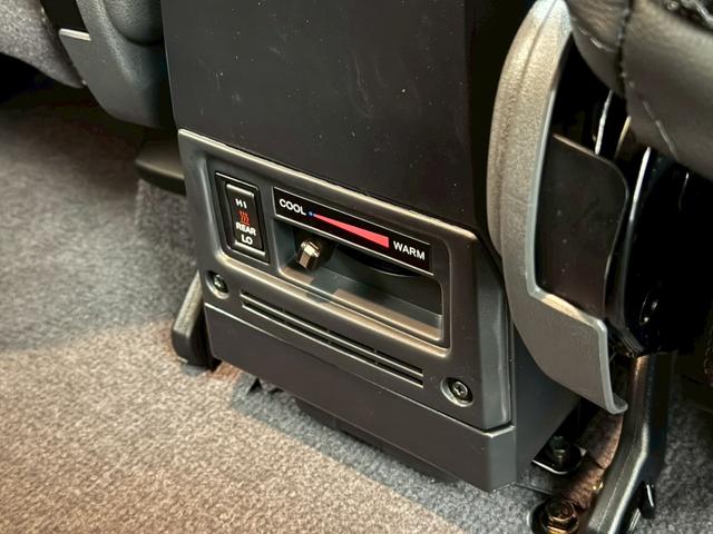 ランドクルーザー７０ ＡＸ　純正７型ナビ　フルセグＴＶ　Ｂｌｕｅｔｏｏｔｈオーディオ　バックカメラ　ＥＴＣ　ＬＥＤヘッドライト　ＩＳＯフィックス　デフロック　マニュアルエアコン　クルーズコントロール　リアフィルム　１６インチＡＷ（47枚目）