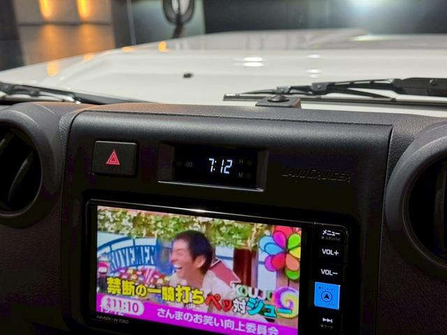 ランドクルーザー７０ ＡＸ　純正７型ナビ　フルセグＴＶ　Ｂｌｕｅｔｏｏｔｈオーディオ　バックカメラ　ＥＴＣ　ＬＥＤヘッドライト　ＩＳＯフィックス　デフロック　マニュアルエアコン　クルーズコントロール　リアフィルム　１６インチＡＷ（56枚目）