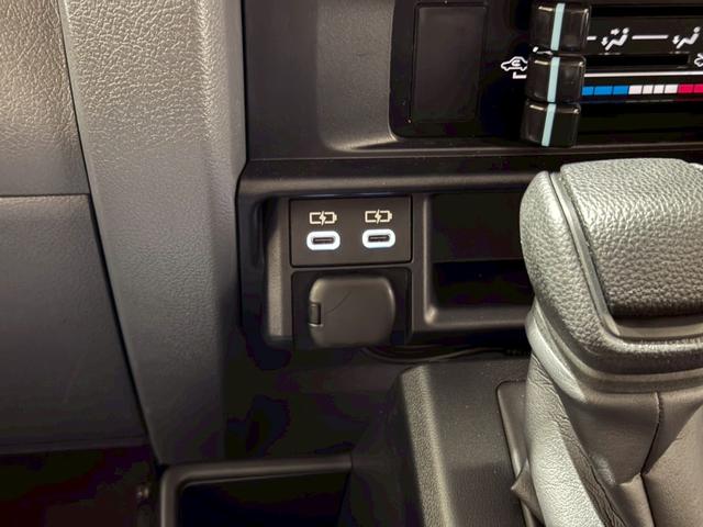 ランドクルーザー７０ ＡＸ　純正７型ナビ　フルセグＴＶ　Ｂｌｕｅｔｏｏｔｈオーディオ　バックカメラ　ＥＴＣ　ＬＥＤヘッドライト　ＩＳＯフィックス　デフロック　マニュアルエアコン　クルーズコントロール　リアフィルム　１６インチＡＷ（60枚目）
